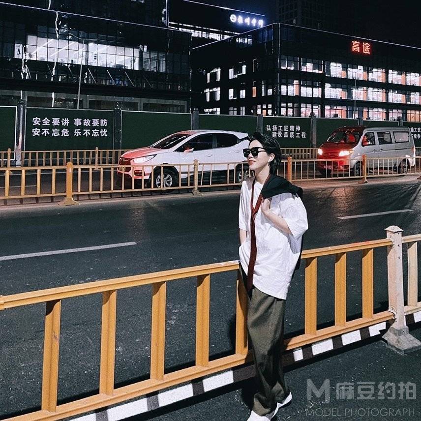 纪实模特