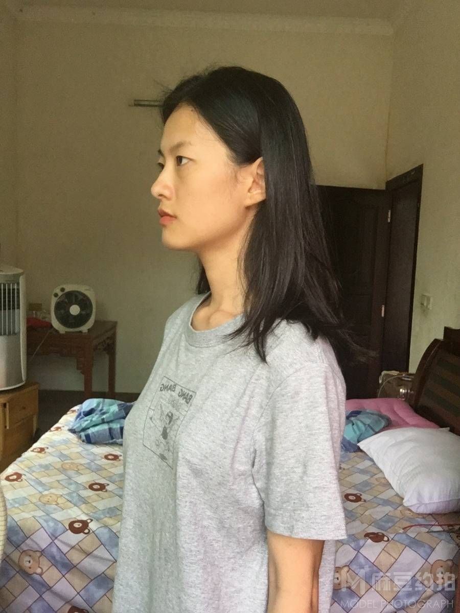 胶片模特