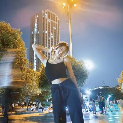 夜景模特