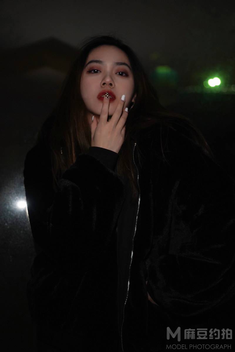 夜景模特