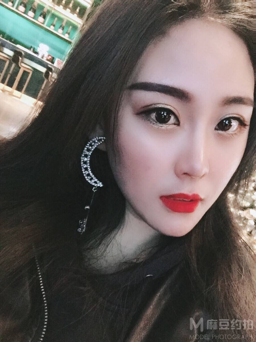 暗黑模特