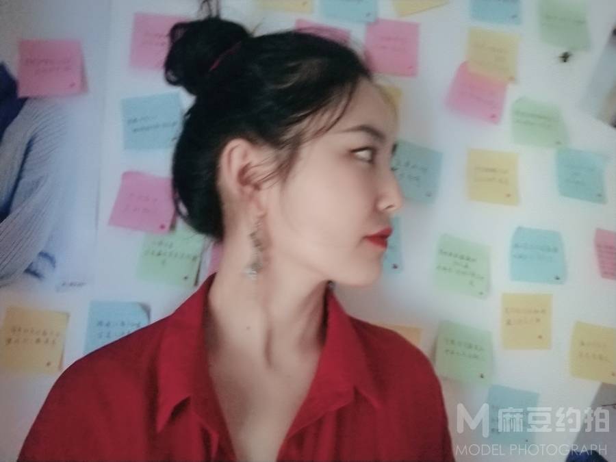 清新模特