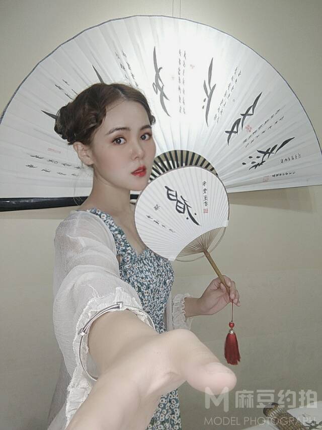 妆容模特