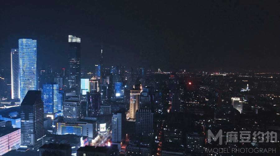 夜景模特