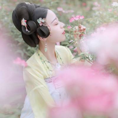 汉服模特