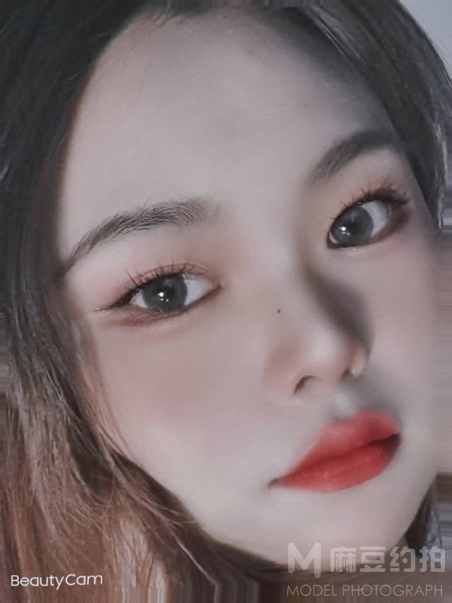 妆容模特
