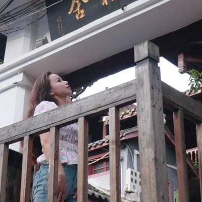 宝丽来模特