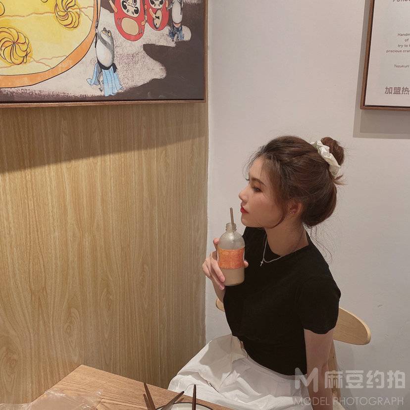 清新模特