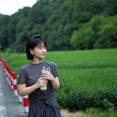 黑白模特