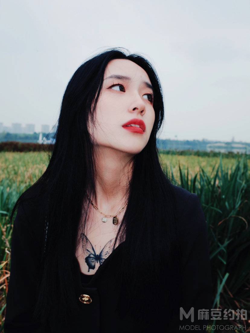 暗黑模特