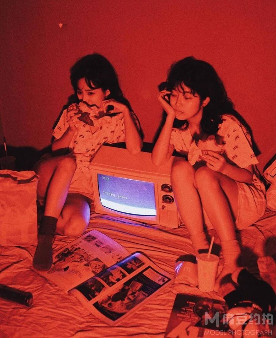 情绪模特