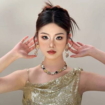 妆容模特