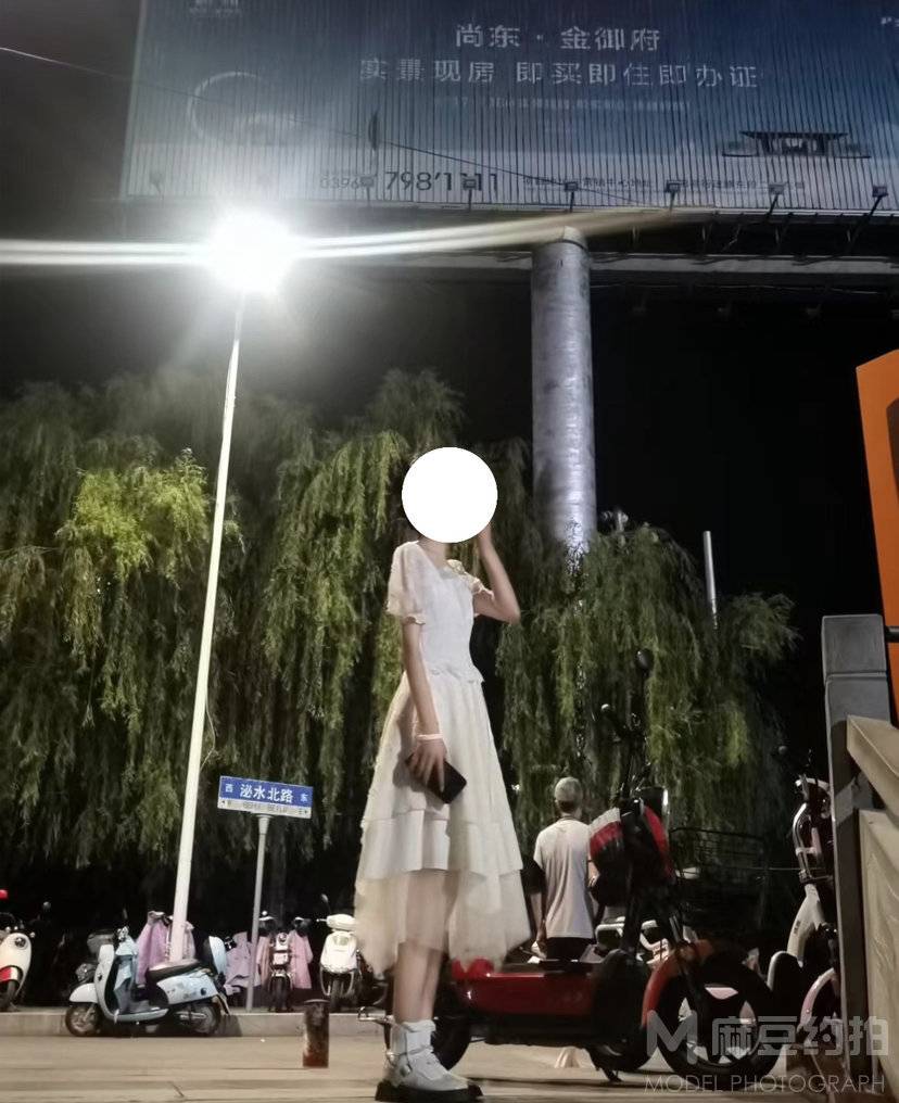 商务模特