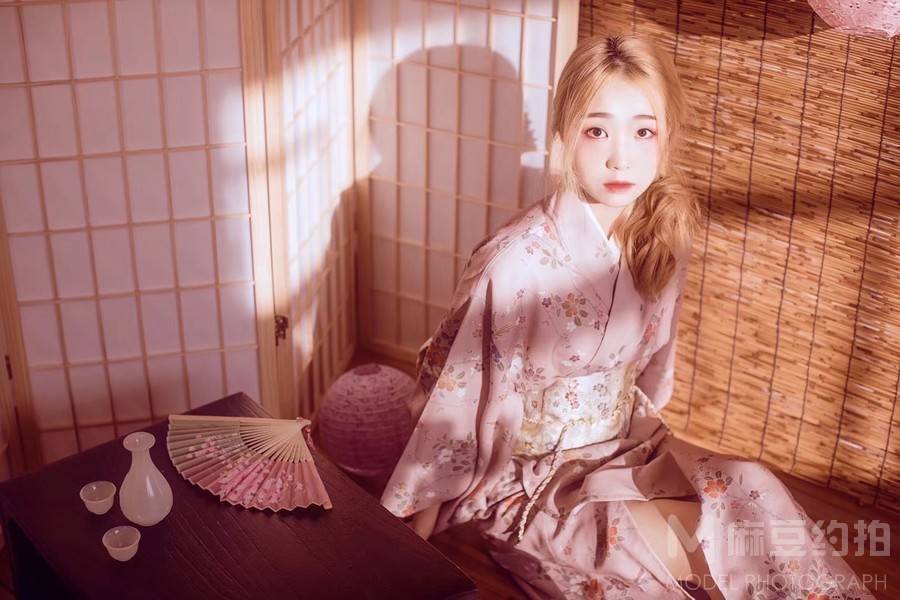 和服模特