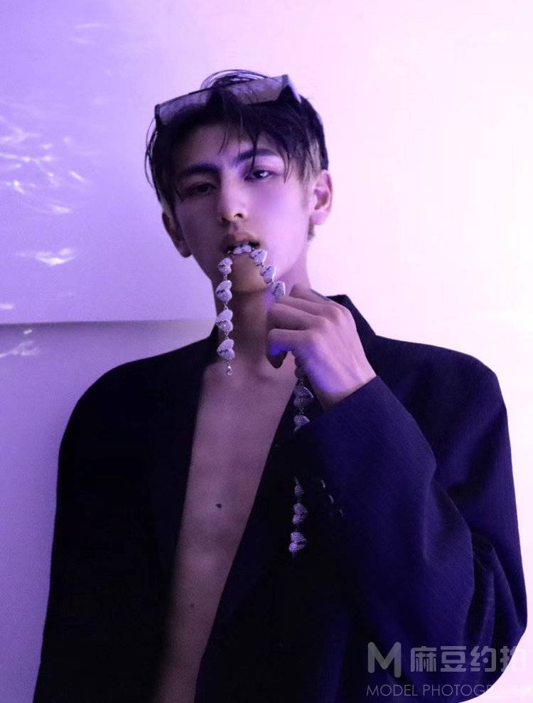 情侣模特