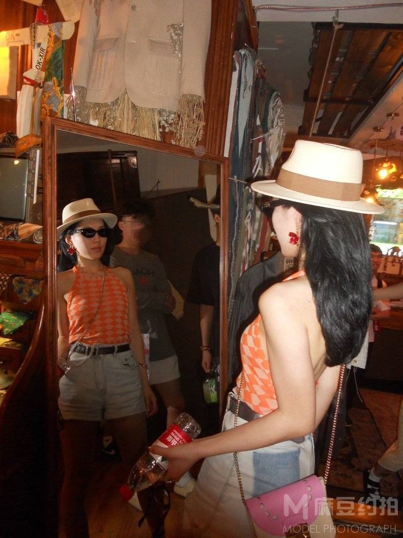 妆容模特