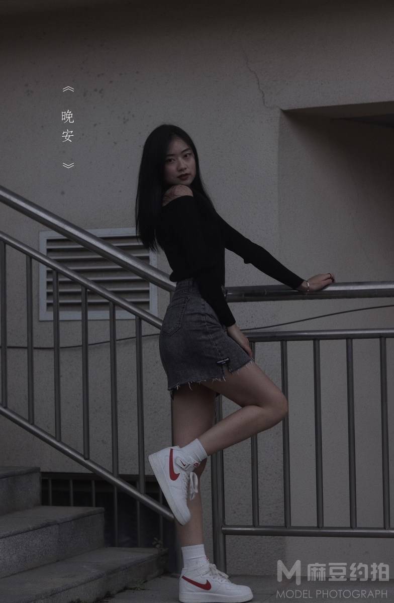 胶片模特