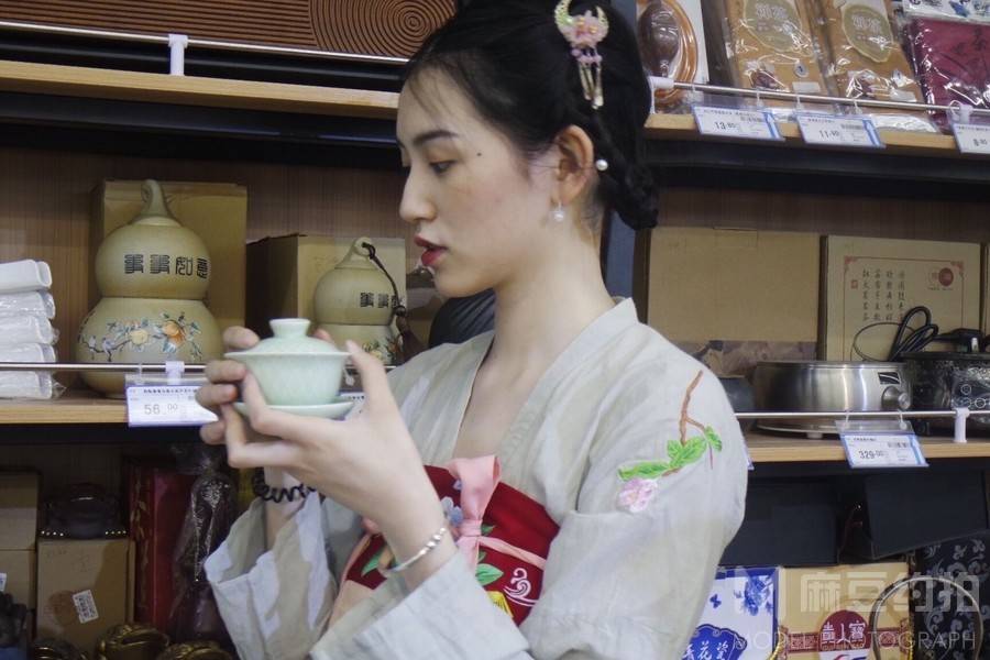 汉服模特
