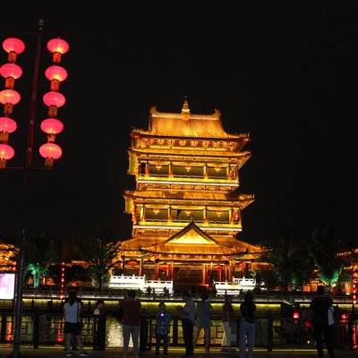夜景模特