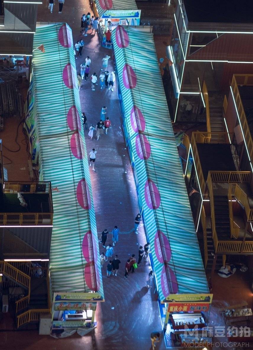 夜景模特