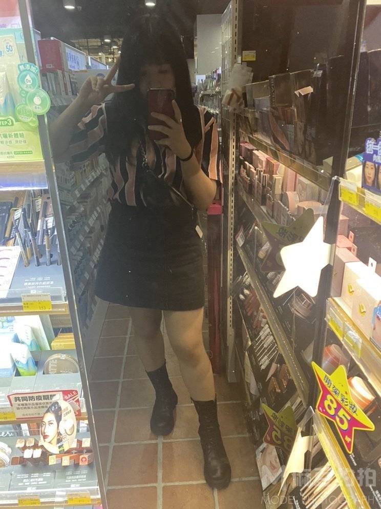 暗黑模特
