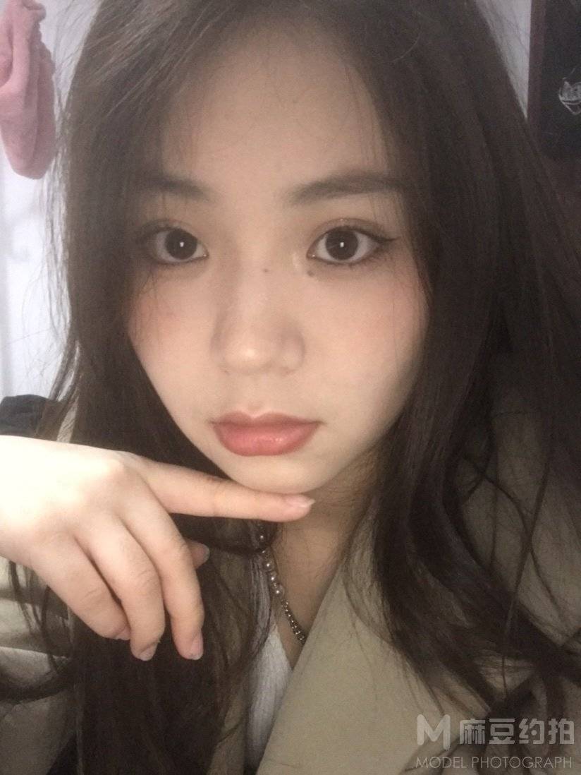 纪实模特