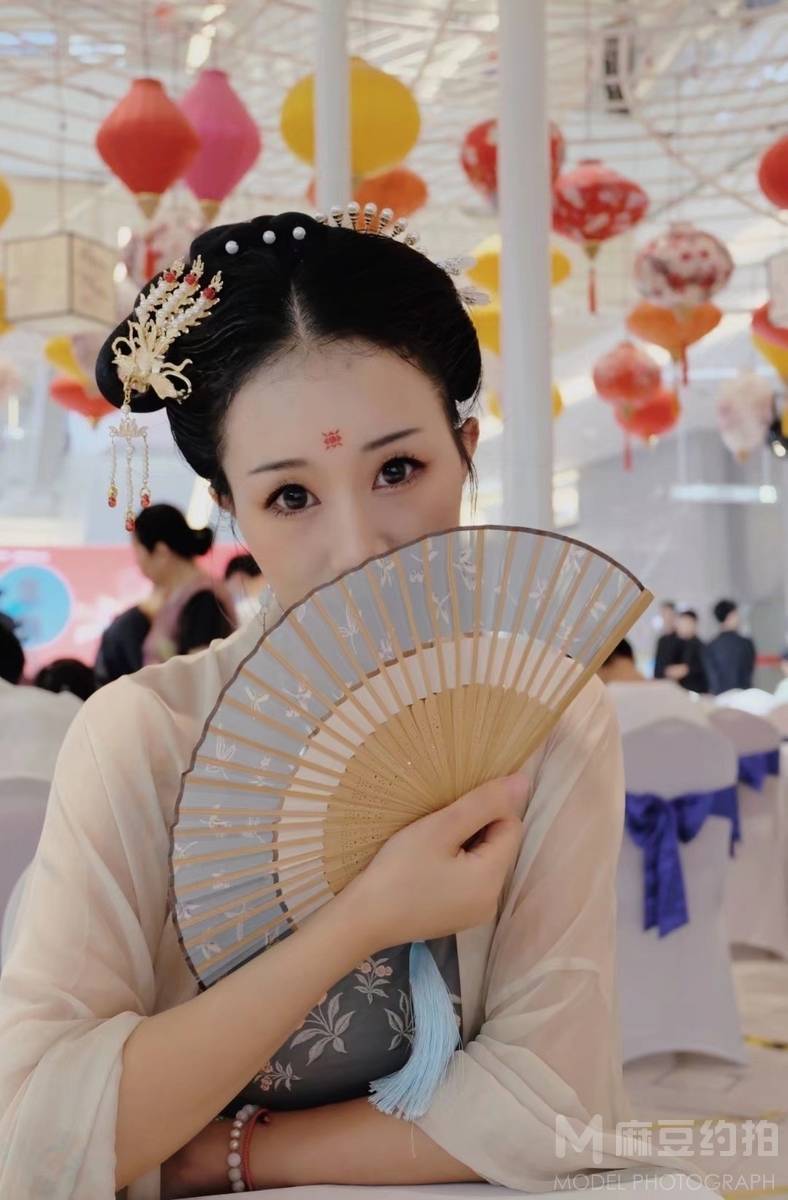 民国模特