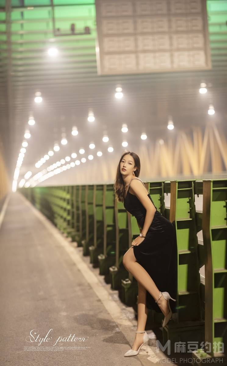 夜景模特
