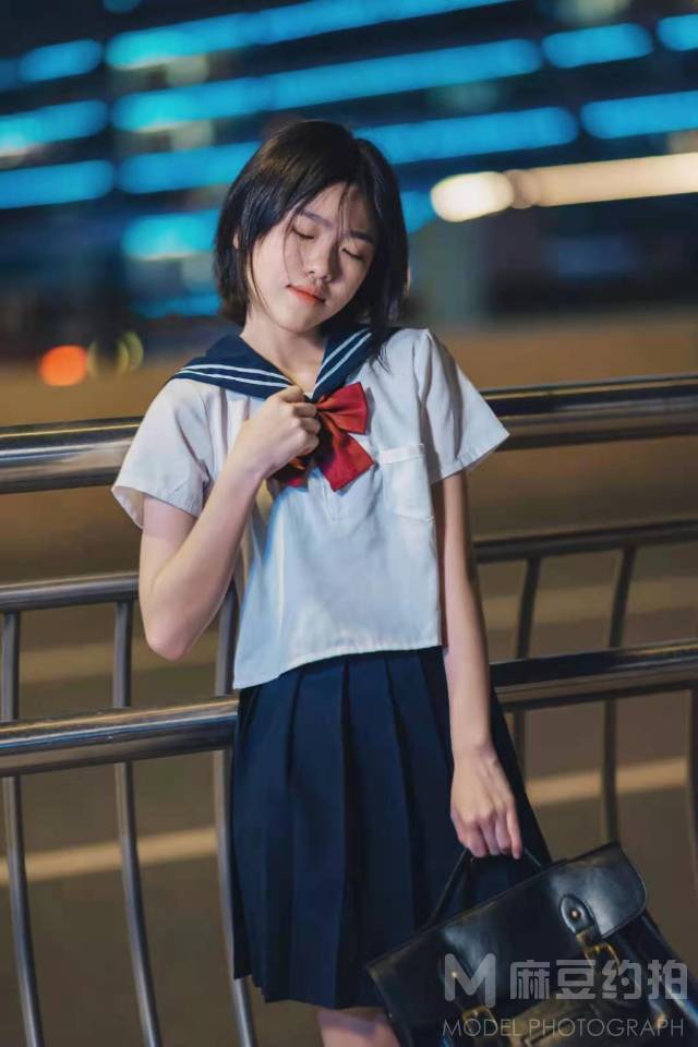 夜景模特