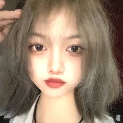 黑白模特