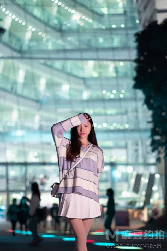 夜景模特