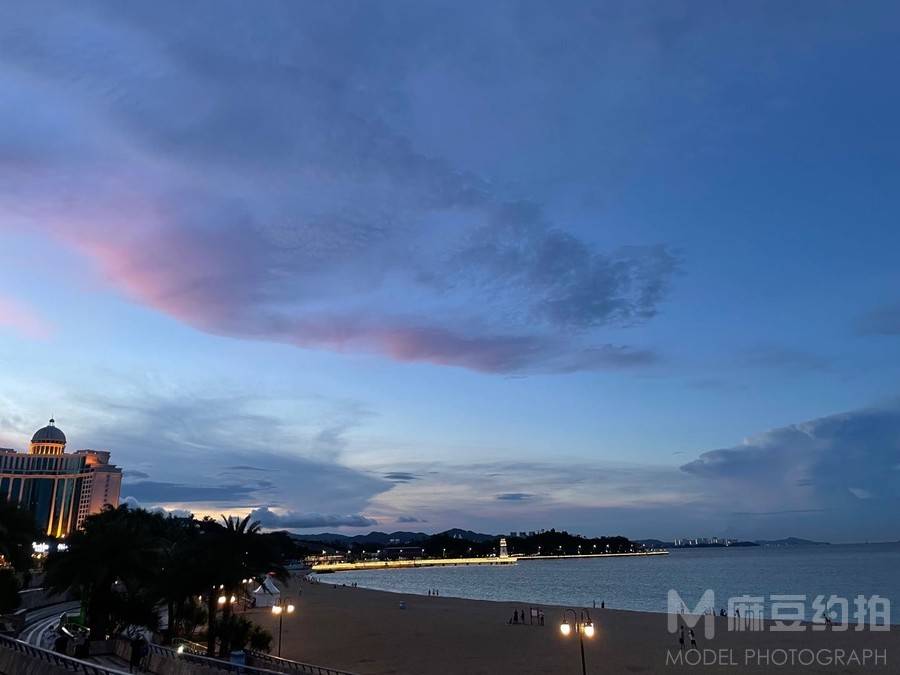 夜景模特
