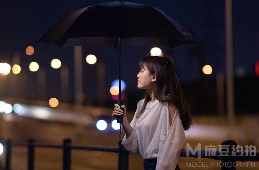 夜景模特