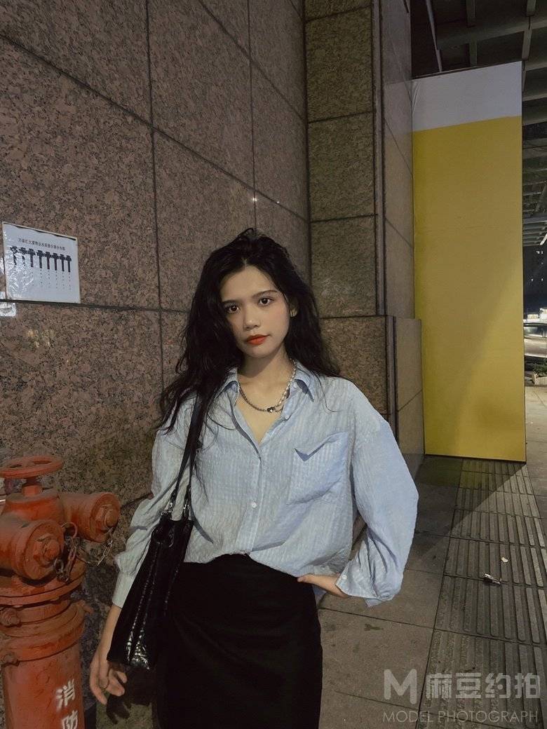 夜景模特