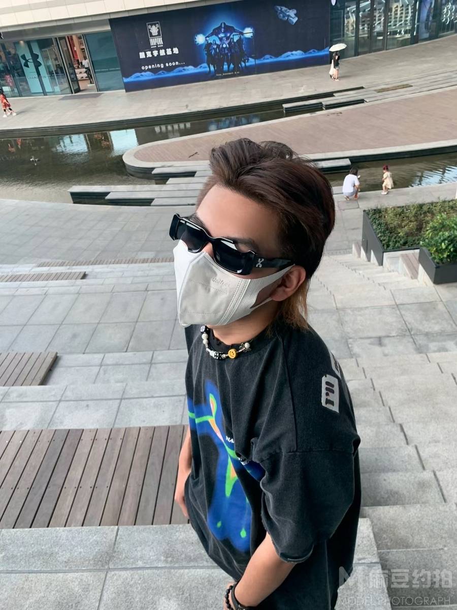 暗黑模特
