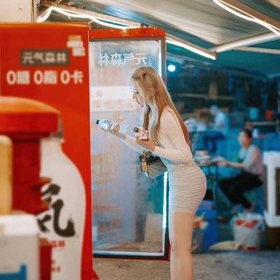 清新模特