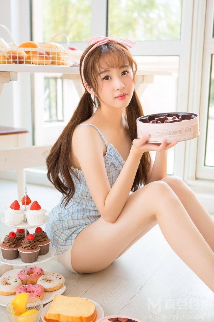 胶片模特