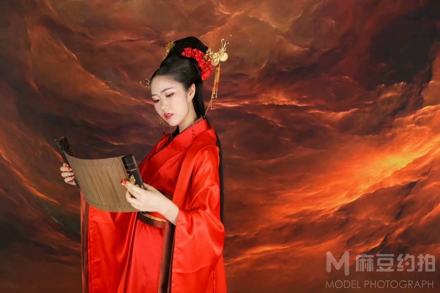 胶片模特