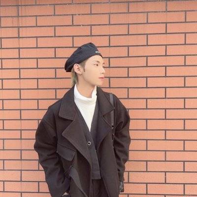 黑白模特