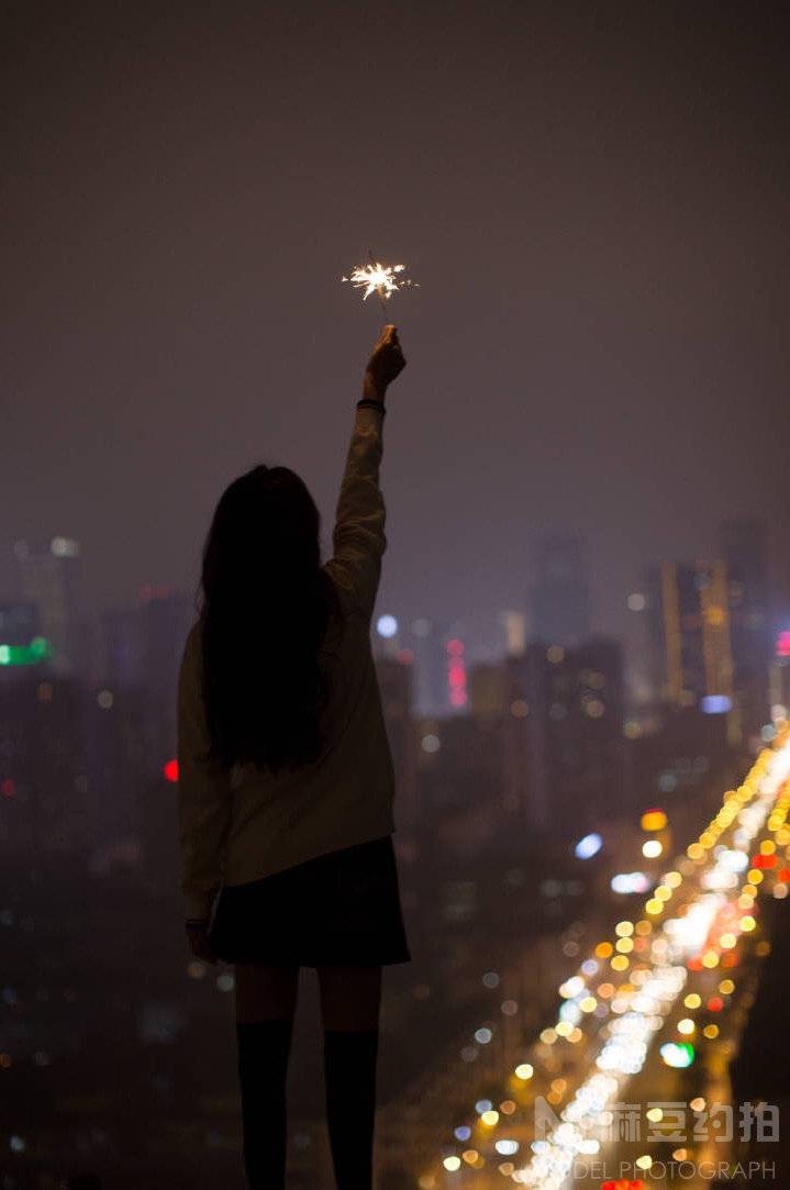 夜景模特