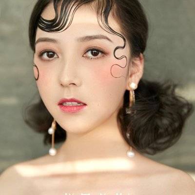 妆容模特