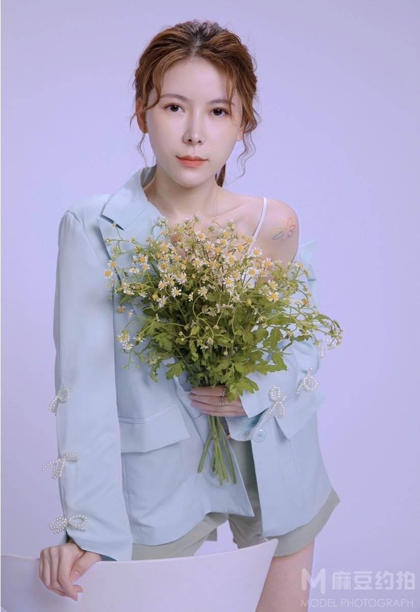 清新模特