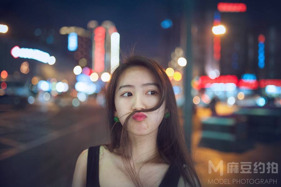 夜景模特