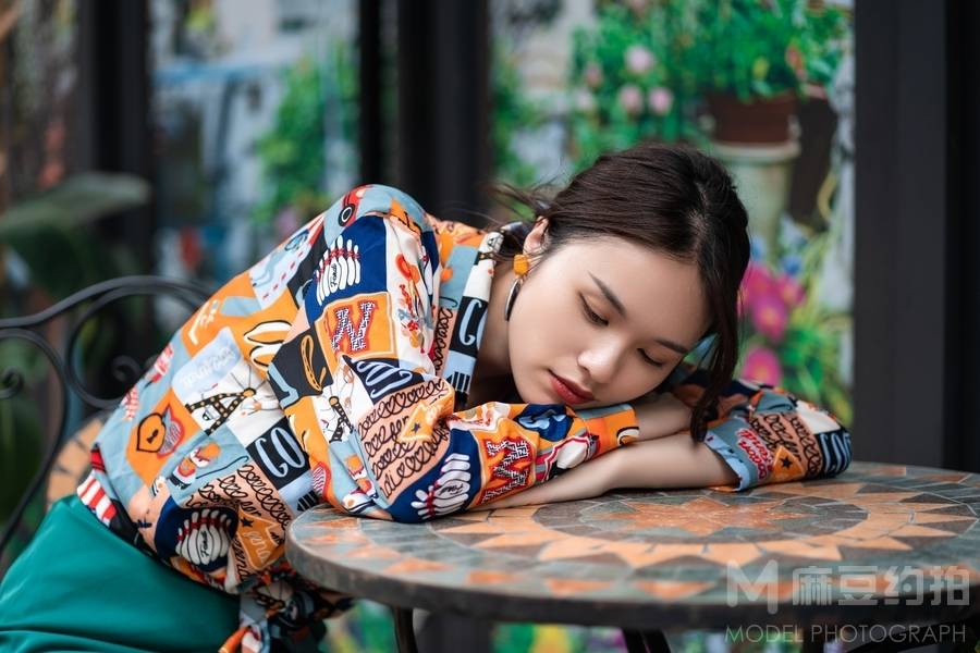 妆容模特