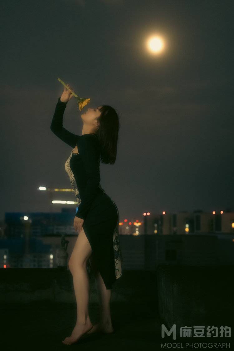 夜景模特