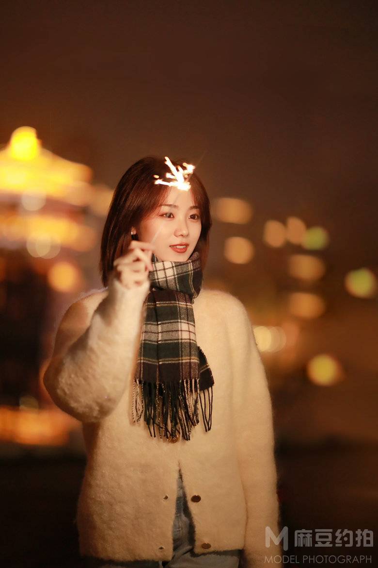 夜景模特