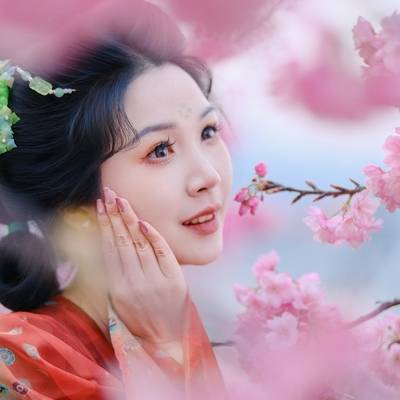 汉服模特