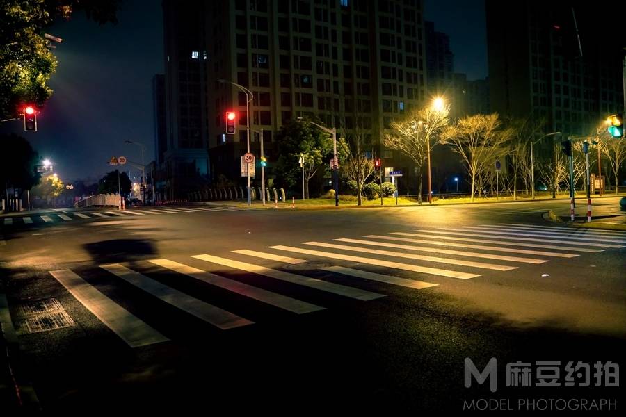 夜景模特
