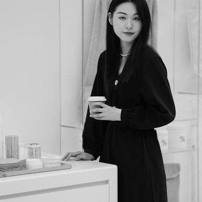 黑白模特