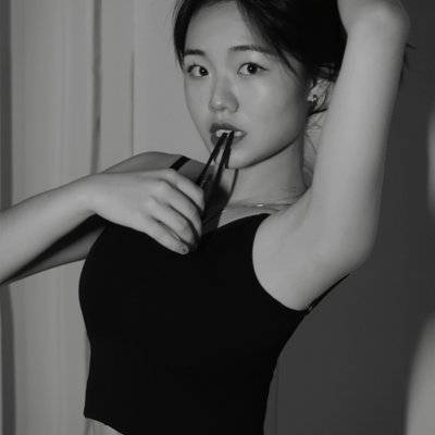 黑白模特